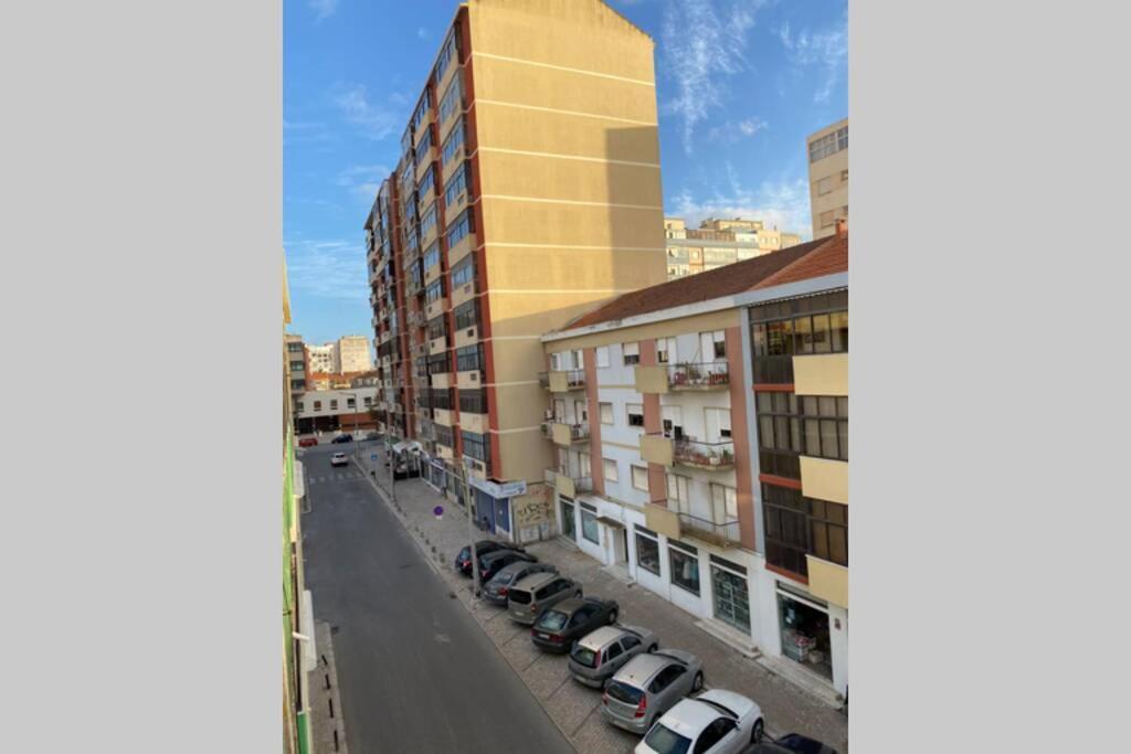 Barreiro Central Apartment Экстерьер фото